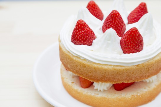 PAK57_ichigonocake500